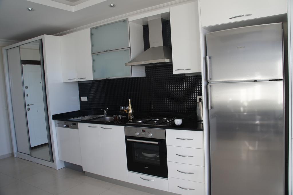 Sea View Studio In Orion Garden Apartment Avsallar Cameră foto